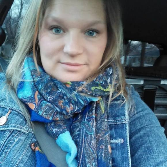 Meet your Posher, Jessica - Picture 1 of 1